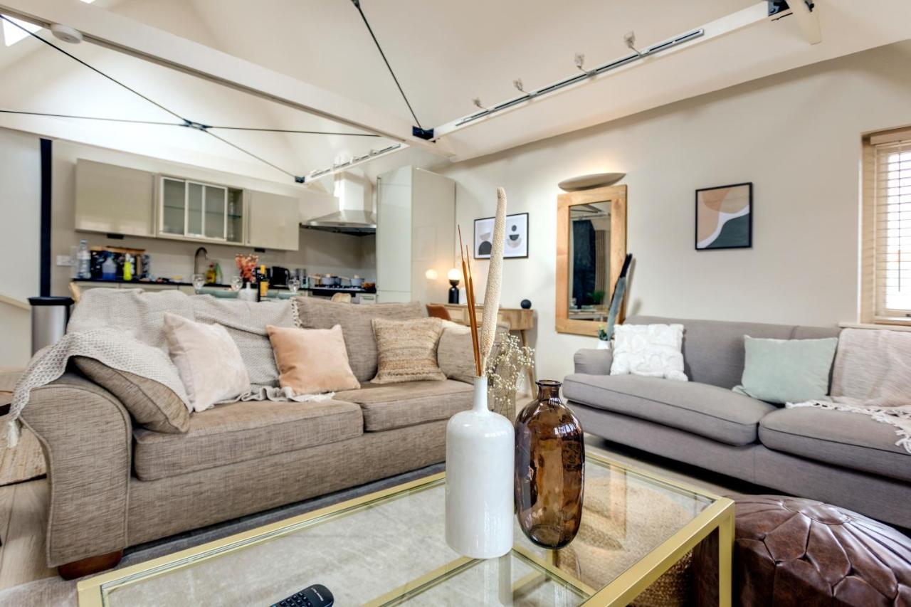The Rafters - 2 Bedroom Apartment - Central Location - Vibrant Atmosphere Canterbury Exterior photo