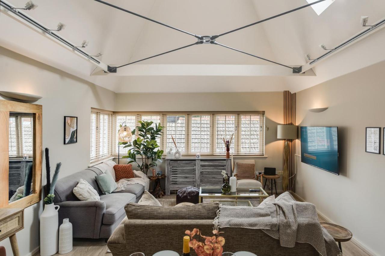 The Rafters - 2 Bedroom Apartment - Central Location - Vibrant Atmosphere Canterbury Exterior photo